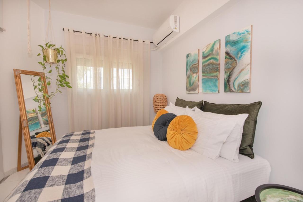 Apartment Inconceptual Paradisi (Rhodes)